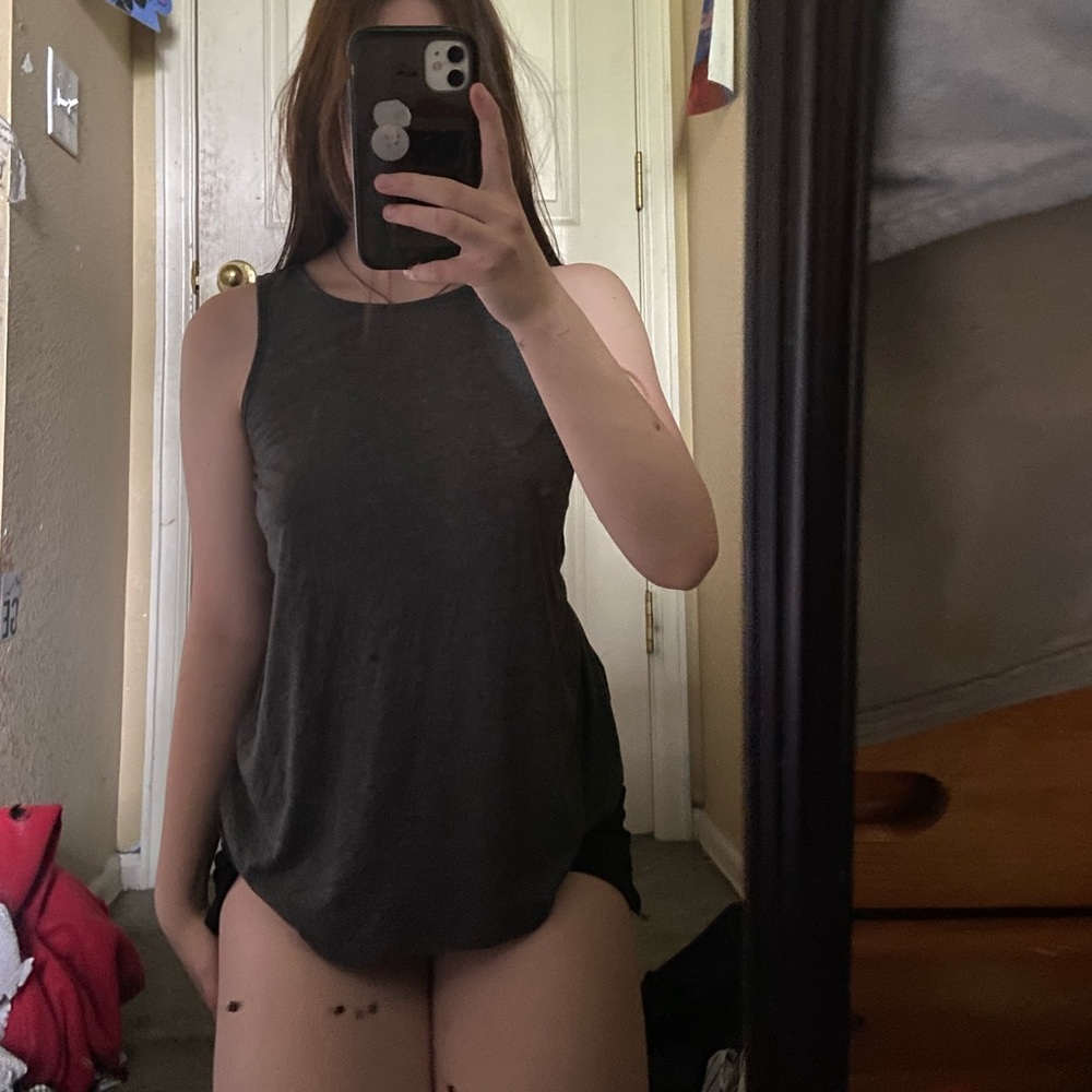 Gray tank top